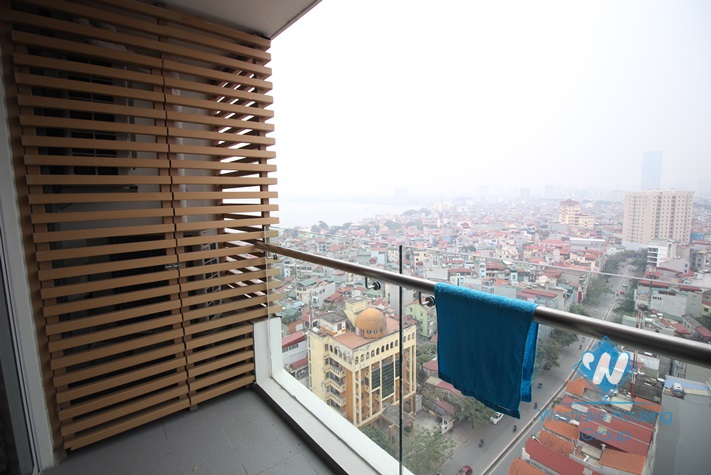 Natural light and modern apartment for rent in Watermark, Tay Ho, Ha Noi